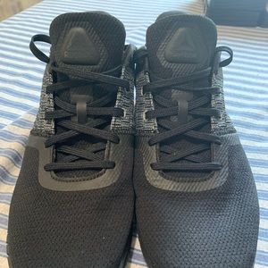 Mens Reebok shoes size 9.5